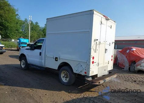 2013 Ford F-250 Xl z USA, uszkodzony, nr VIN 1FDBF2B69DEB64341